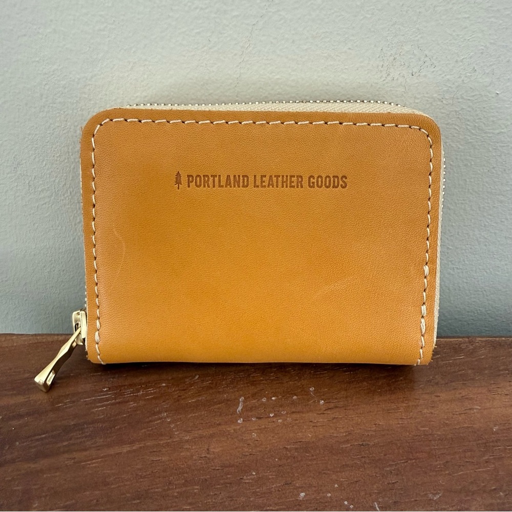 Portland Leather small zip wallet